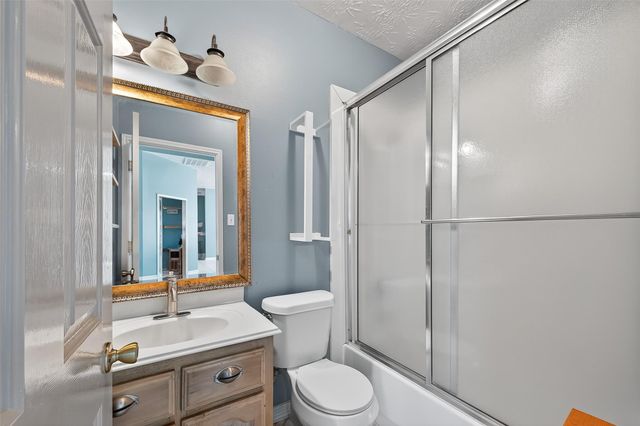 18433 Adlong Johnson Road, Crosby, TX 77532