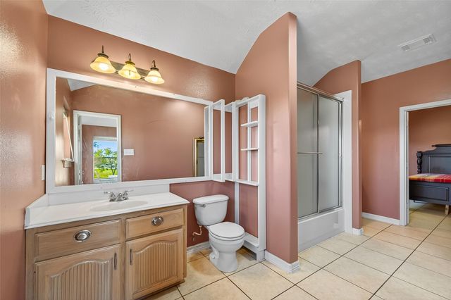 18433 Adlong Johnson Road, Crosby, TX 77532