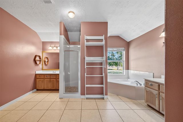 18433 Adlong Johnson Road, Crosby, TX 77532