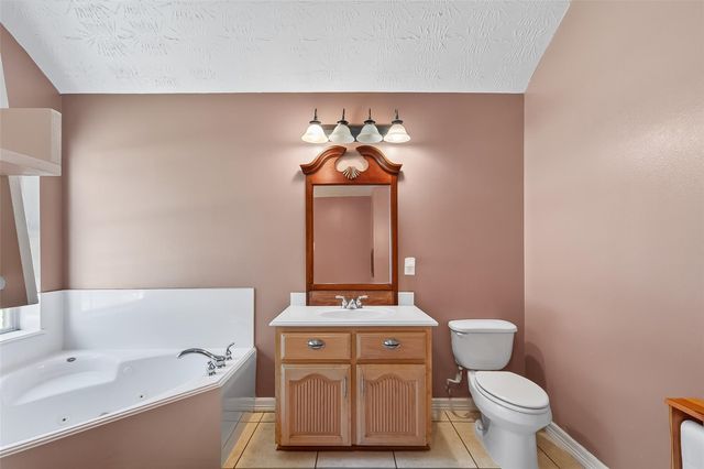 18433 Adlong Johnson Road, Crosby, TX 77532