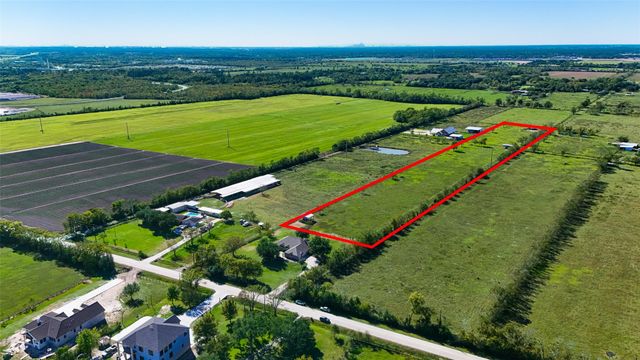 18433 Adlong Johnson Road, Crosby, TX 77532