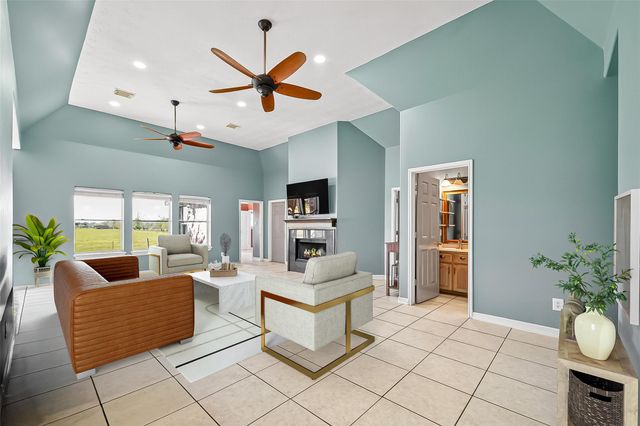 18433 Adlong Johnson Road, Crosby, TX 77532