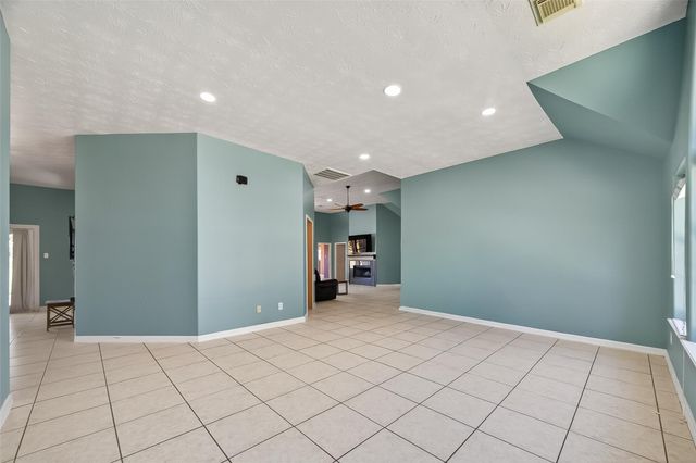 18433 Adlong Johnson Road, Crosby, TX 77532