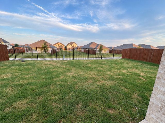 404 Amenduni Lane, Anna, TX 75409