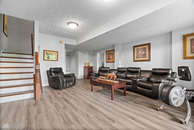 11323 Shoreview Lane, Indianapolis, IN 46236