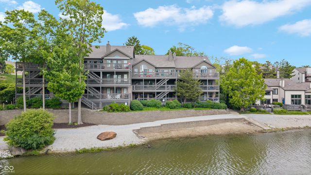 11323 Shoreview Lane, Indianapolis, IN 46236