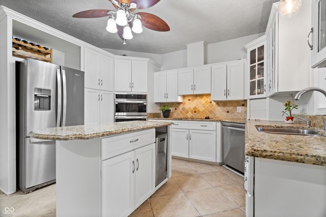 11323 Shoreview Lane, Indianapolis, IN 46236