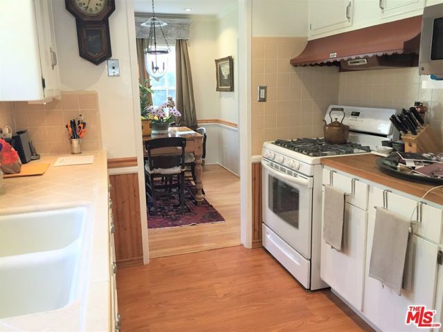 4653 FARMDALE Avenue, Valley Village, CA 91602