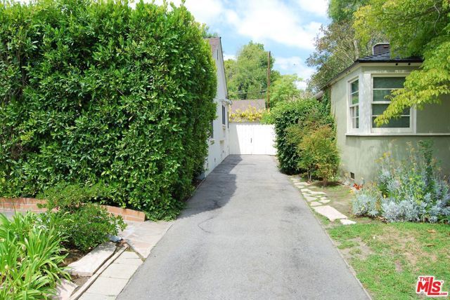 4653 FARMDALE Avenue, Valley Village, CA 91602
