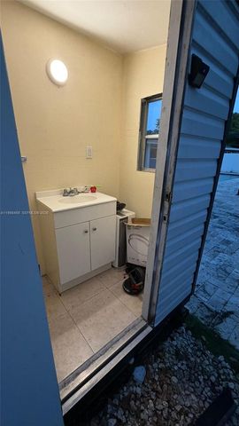 1555 SW 21st Way 1555, Fort Lauderdale, FL 33312