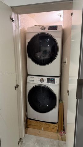 1555 SW 21st Way 1555, Fort Lauderdale, FL 33312