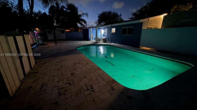 1555 SW 21st Way 1555, Fort Lauderdale, FL 33312