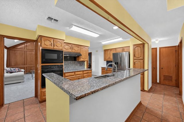 1609 Treehouse Lane N, Keller, TX 76262