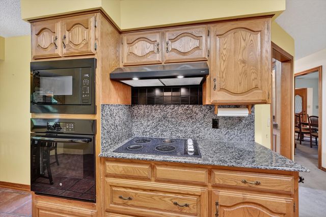 1609 Treehouse Lane N, Keller, TX 76262