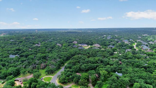 1609 Treehouse Lane N, Keller, TX 76262