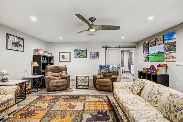 16 E RICE Drive, Tempe, AZ 85283