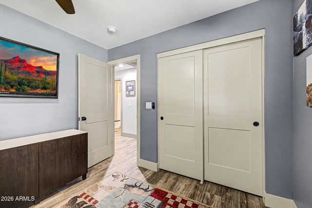 16 E RICE Drive, Tempe, AZ 85283
