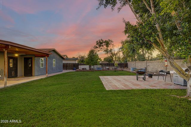 16 E RICE Drive, Tempe, AZ 85283