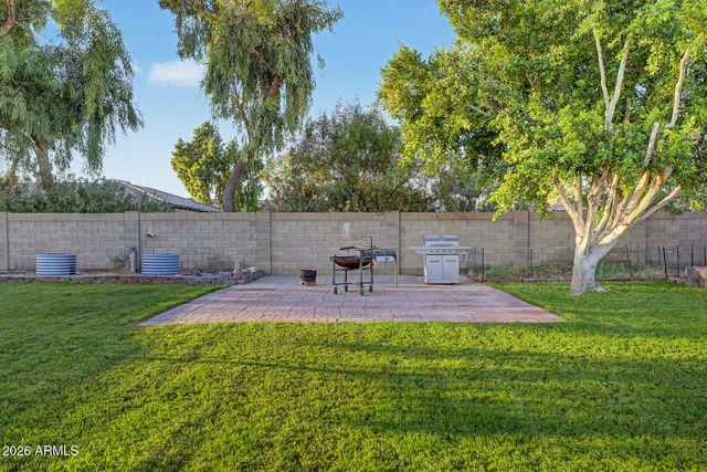 16 E RICE Drive, Tempe, AZ 85283