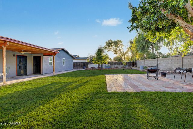 16 E RICE Drive, Tempe, AZ 85283