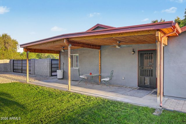 16 E RICE Drive, Tempe, AZ 85283