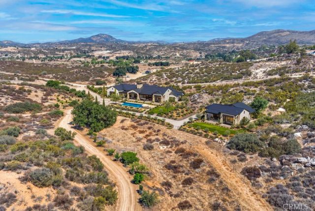 40200 E Benton, Hemet, CA 92544