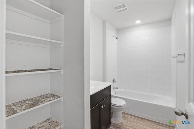 1328 Almond Creek, Seguin, TX 78155