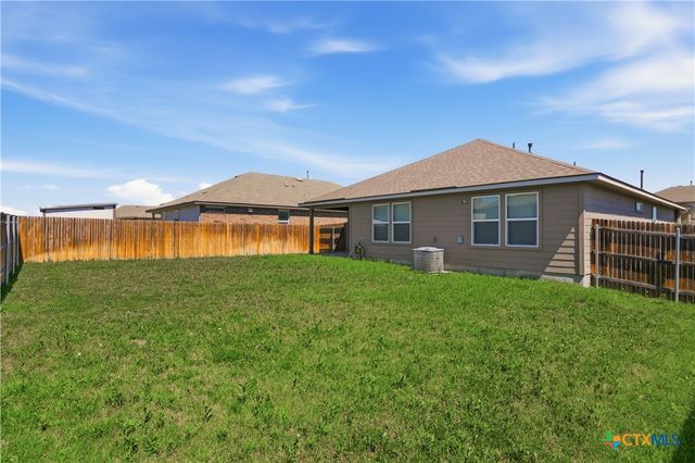 1328 Almond Creek, Seguin, TX 78155