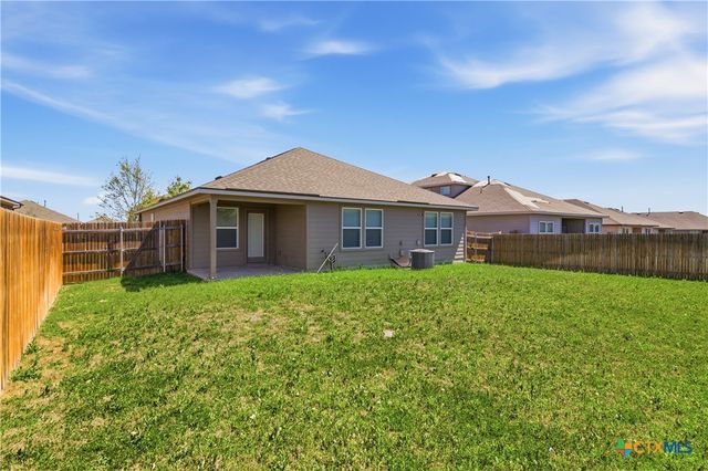 1328 Almond Creek, Seguin, TX 78155