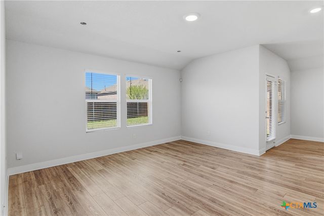 1328 Almond Creek, Seguin, TX 78155