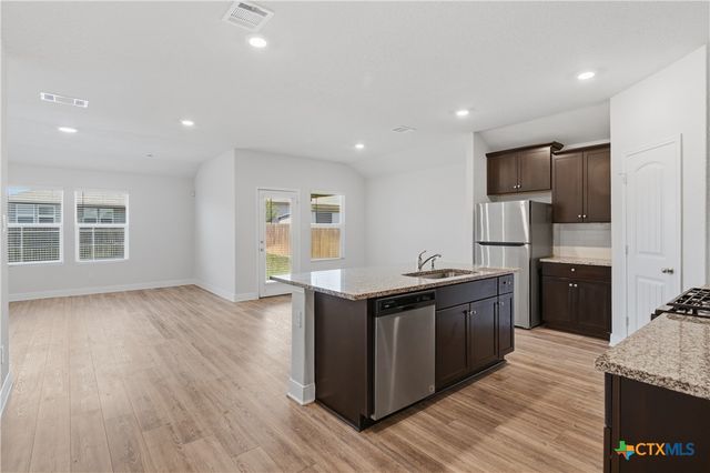 1328 Almond Creek, Seguin, TX 78155