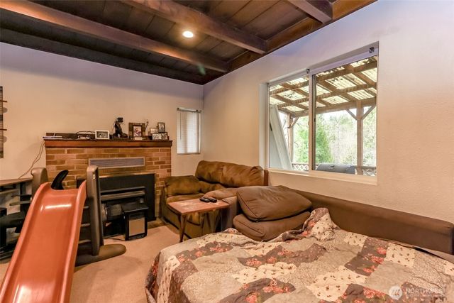 11005 Jovita Boulevard E, Edgewood, WA 98372