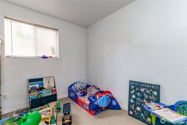 11005 Jovita Boulevard E, Edgewood, WA 98372