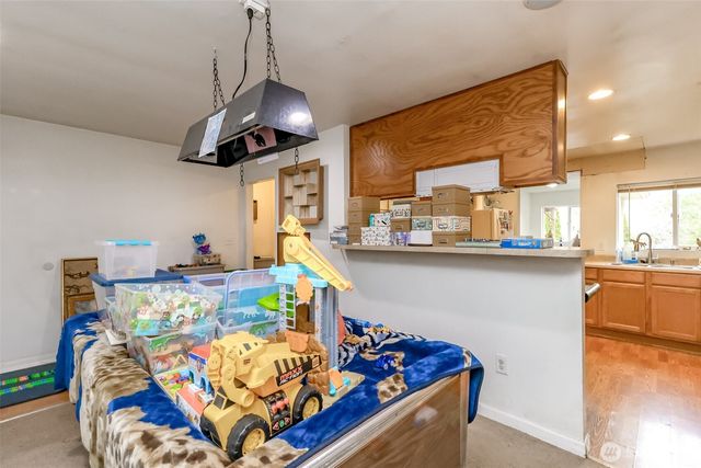 11005 Jovita Boulevard E, Edgewood, WA 98372