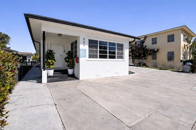 903 80th St, Miami Beach, FL 33141