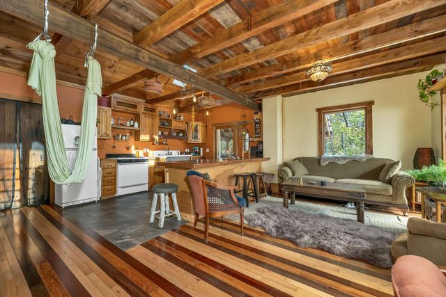 26 Butman Road, Bradford, NH 03221