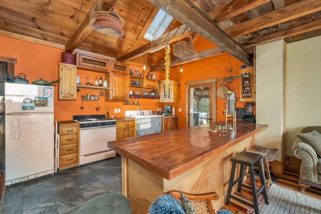 26 Butman Road, Bradford, NH 03221