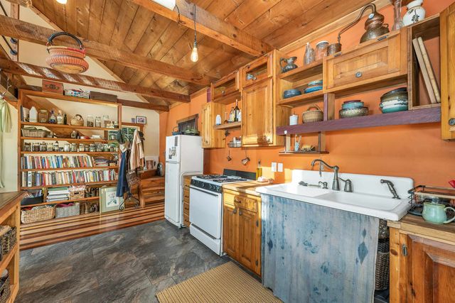 26 Butman Road, Bradford, NH 03221