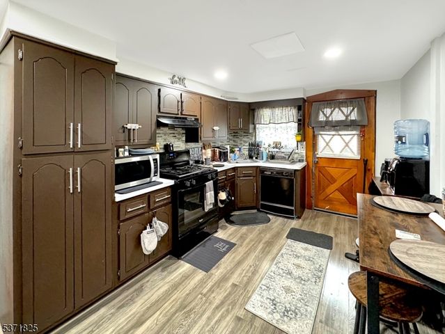 93 Piaget Ave, Clifton City, NJ 07011