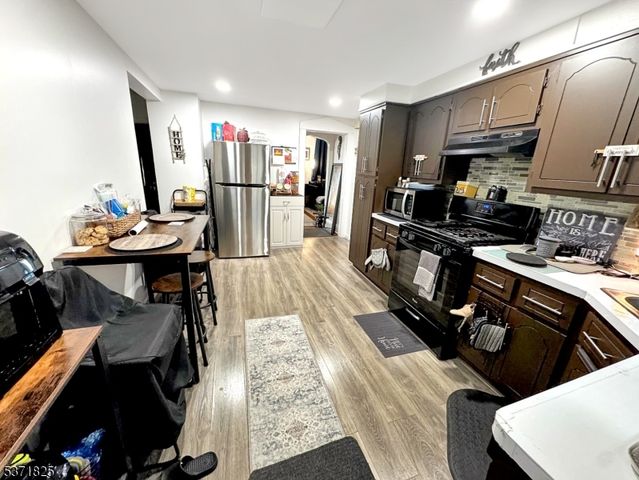 93 Piaget Ave, Clifton City, NJ 07011
