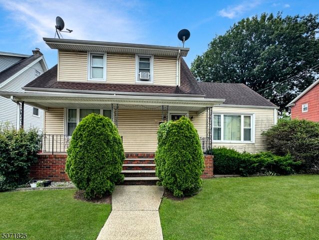 93 Piaget Ave, Clifton City, NJ 07011