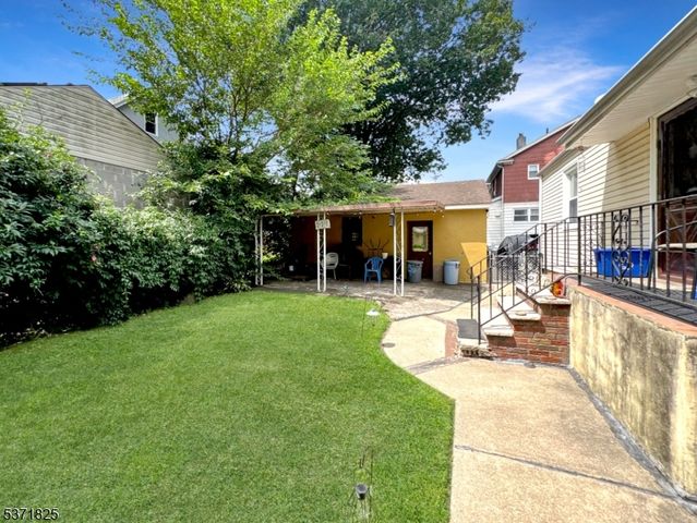 93 Piaget Ave, Clifton City, NJ 07011