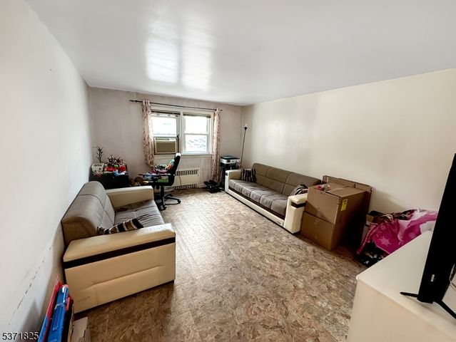 93 Piaget Ave, Clifton City, NJ 07011
