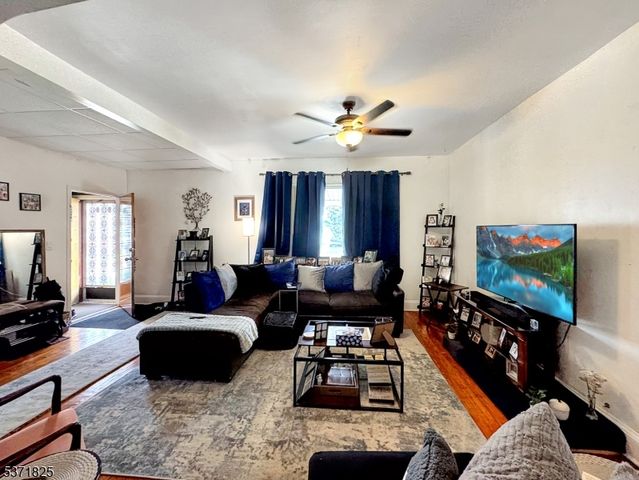 93 Piaget Ave, Clifton City, NJ 07011