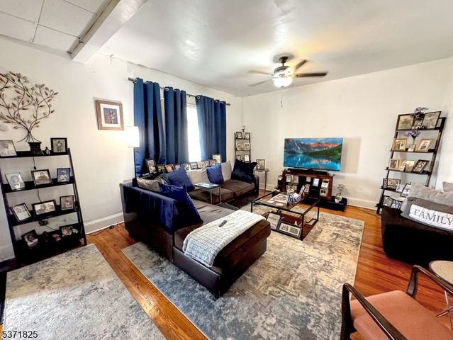 93 Piaget Ave, Clifton City, NJ 07011