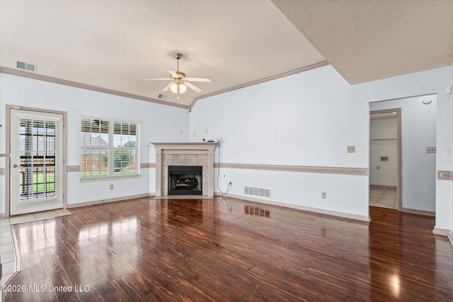 8365 Olivia Lane, Southaven, MS 38672