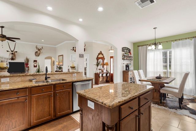 9016 Dixie Lane, Needville, TX 77461