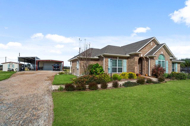 9016 Dixie Lane, Needville, TX 77461