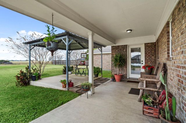 9016 Dixie Lane, Needville, TX 77461