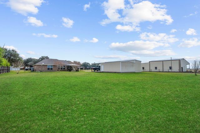 9016 Dixie Lane, Needville, TX 77461